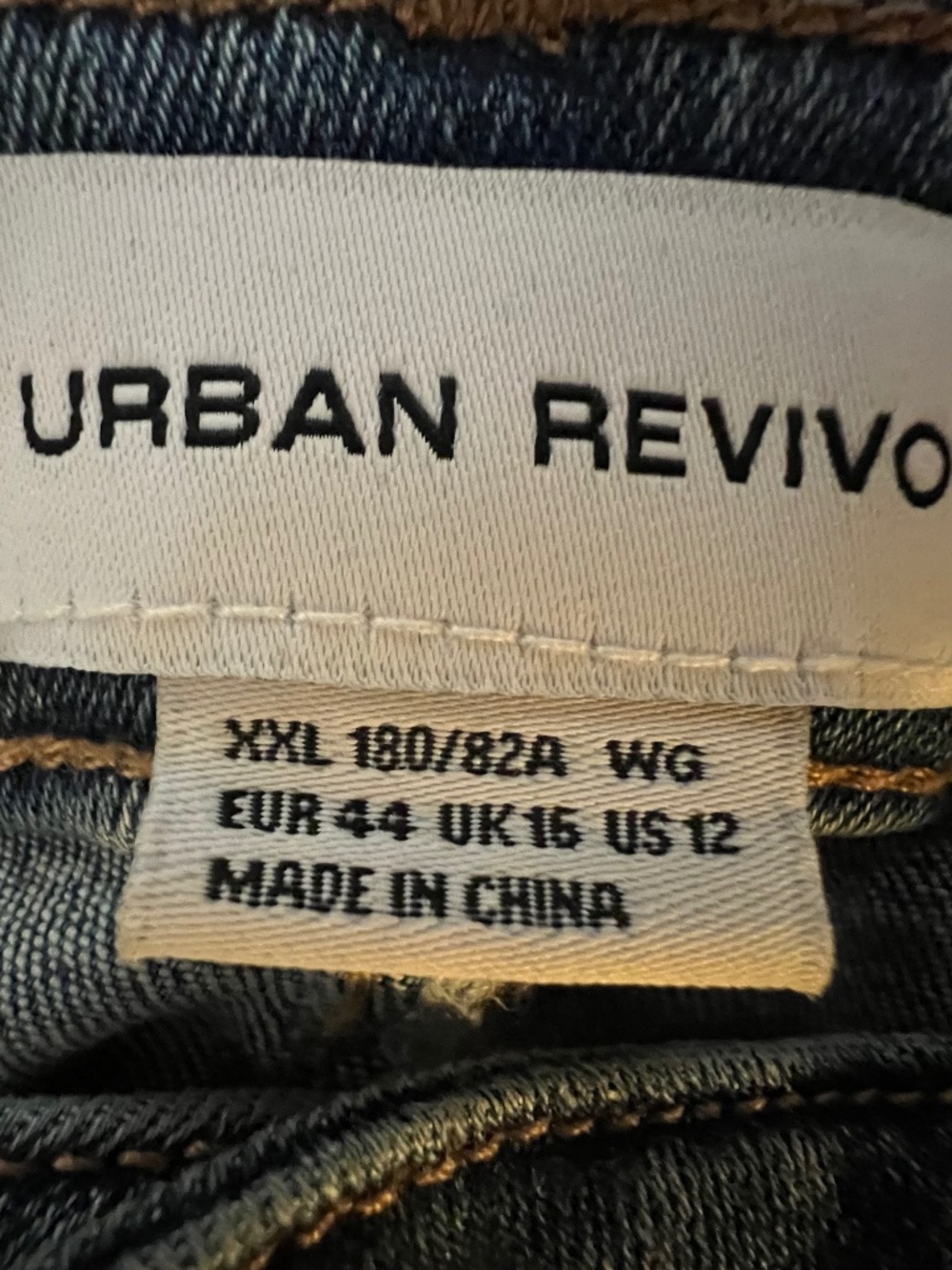 Urban Revivo Flared Slit Hem Jeans in Blue Size12 Like New (Worn Just Once) - Picture 15 of 16